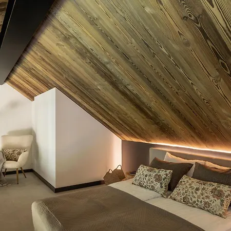 לינה וארוחת בוקר Widoq