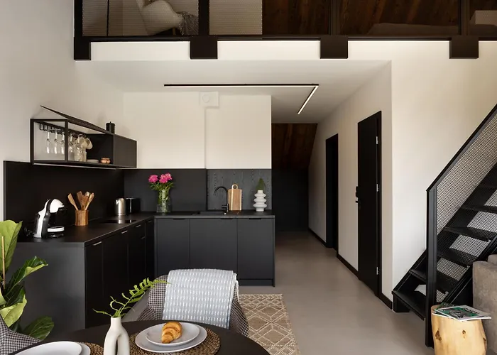 לינה וארוחת בוקר Widoq